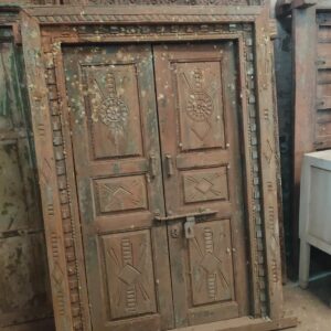 entrance antique door design