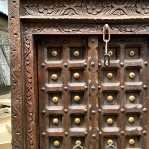 Antique Wooden Door Decor