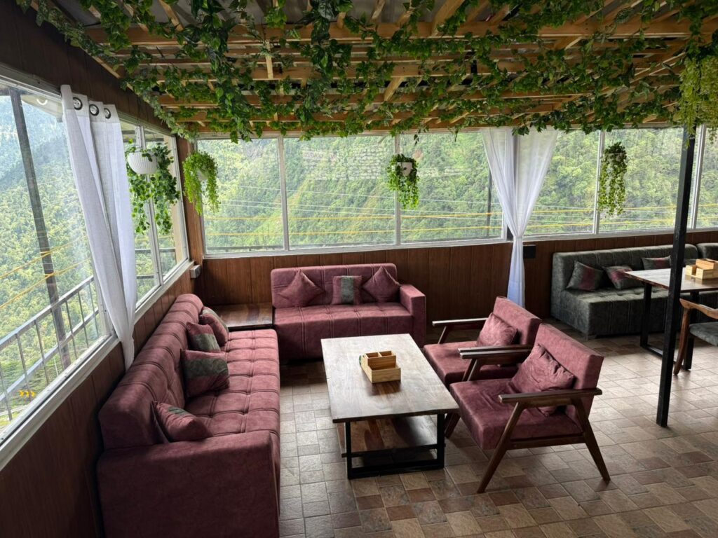 Lounge Chair For Cafe
