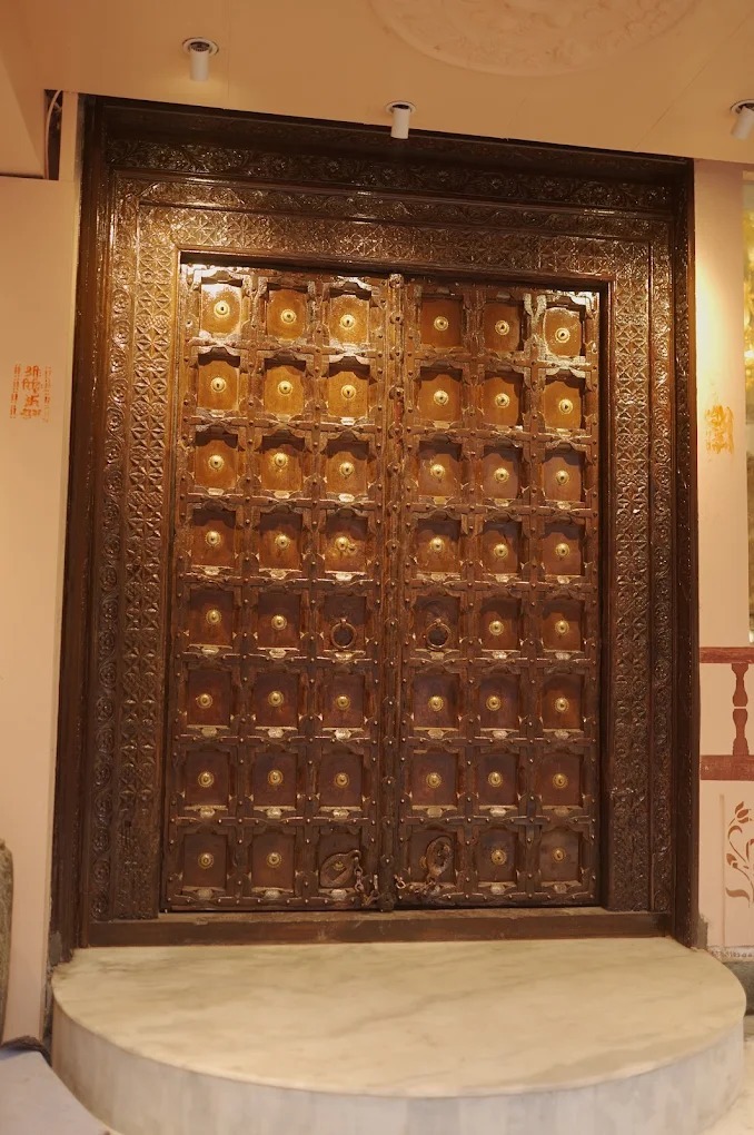 restaurant furniture design
